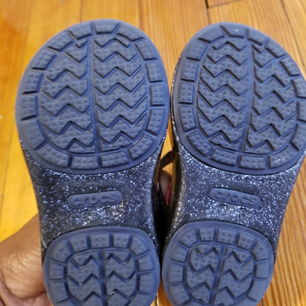 Crocs - Picture 3 of 3